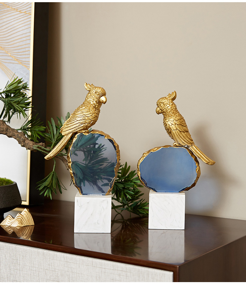 Nordic Gold Parrot Stands On Marble Texture Resin Base Statue Ornaments Home Decoration Accessories Gift Mascot Animal Sculpture