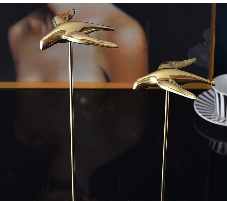 Modern Gold Metal Abstract Flying Swallows Statue Home Decor Crafts Room Decoration Objects Office Black CrystalBase Figurines