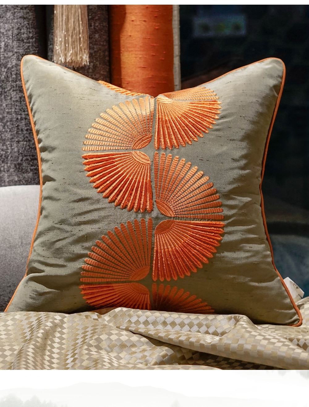Avigers Luxury Home Decorative Orange Gray Cushion Covers Embroidery Throw Pillow Cases Square Customized 45 x 45 50 x 50cm