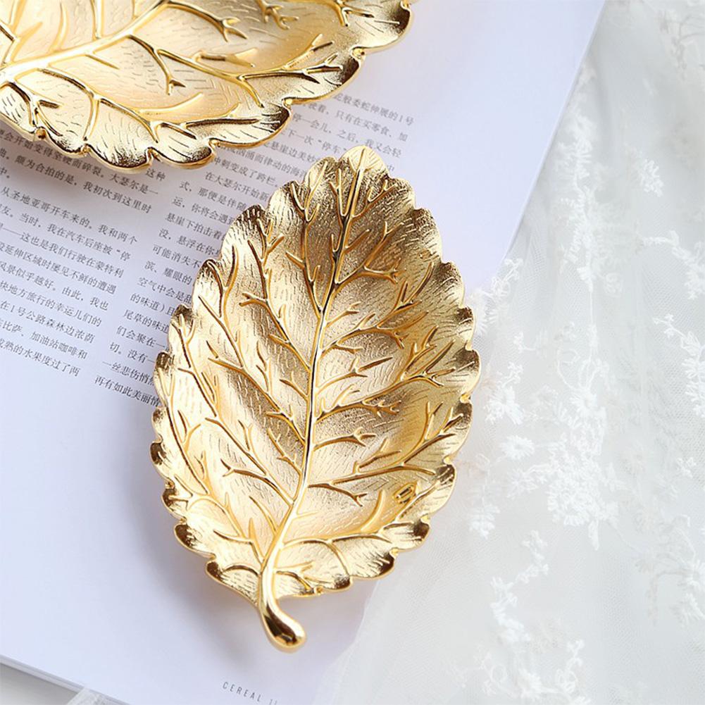 Metal Dried Fruit Plate Leaf Shape Plate Necklace Jewelry Display Tray Crafts Jewelry Organizer Nordic Style Tabletop Decoration