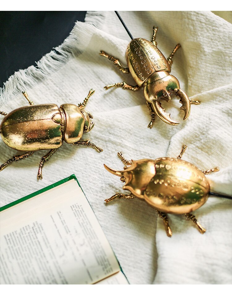 Creative Gold Black Crawling Insect With Holder Ornaments Resin Craft Home Furnishing Decor Accessories Office Desktop Figurines