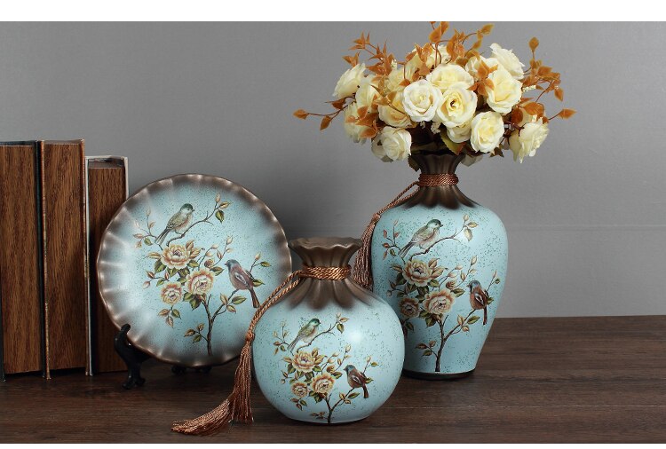 European creative ceramic vase three-piece flower arrangement American retro living room wine cabinet decoration wedding gift