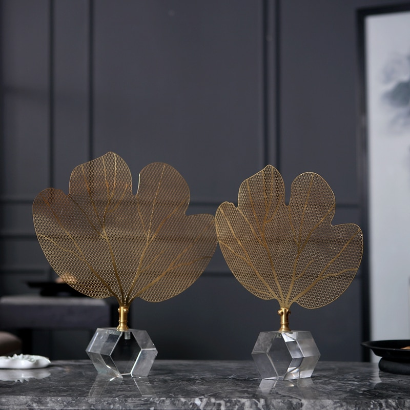 Modern Creative Golden Copper Leaves Vintage Statue Home Decor Crafts Room Decoration Objects Office Crystal Figurines