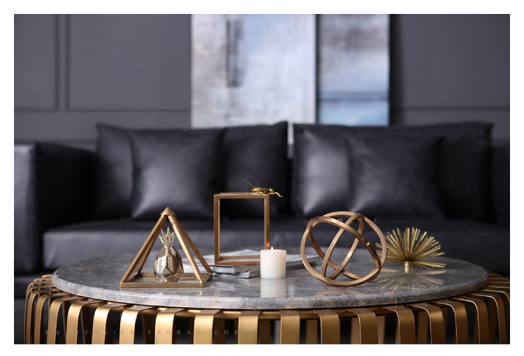 Luxurious Nordic Solid Geometry Gold Black Metal Polygo Statue Home Crafts Room Decor Objects Office Figurines Christmas Gift