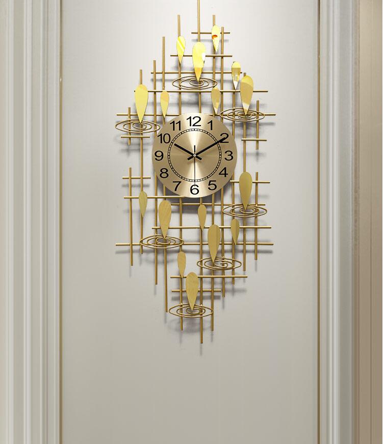 European Luxury Wrought Iron 3D Wall Clocks Home Livingroom Wall Mural Crafts Hotel Office Wall Sticker Metal Clock Decoration