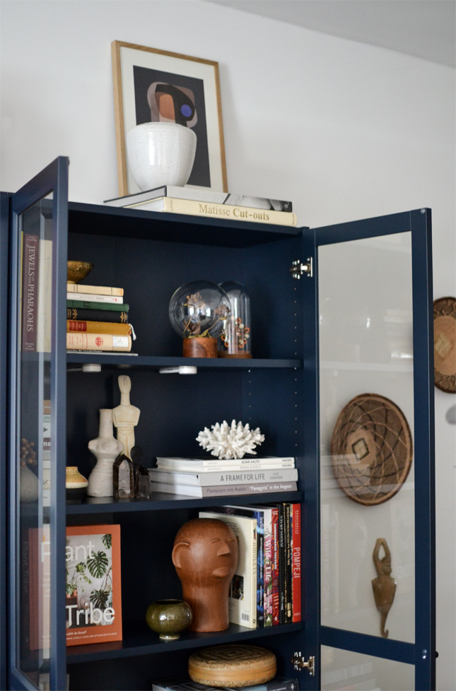 bookshelf, stay at home ideas, stay at home, style bookshelf, tips for styling bookshelves, interior decoration