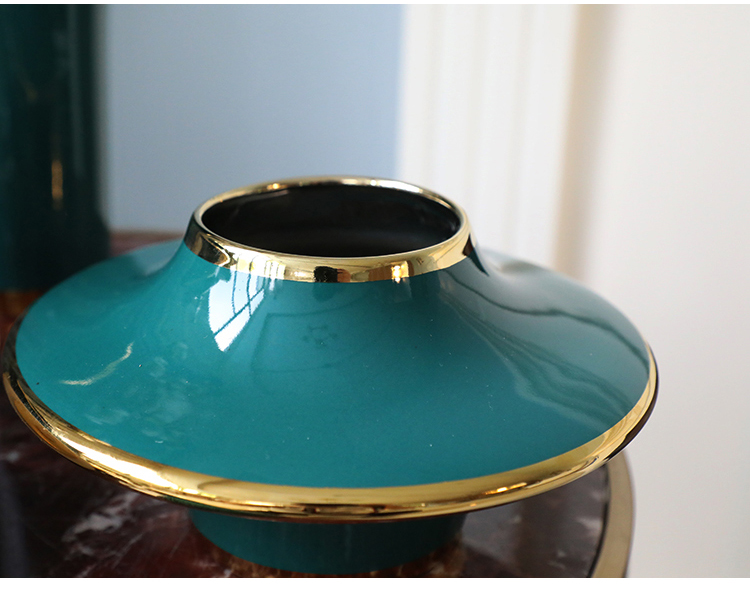 Green Flying Saucer Shape Ceramic Vase For Home Living Room Decorative Storage Jar With Gold Ginkgo Leaf Cover Decor Ornaments