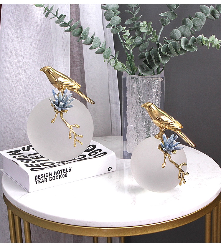 Modern Golden Bird Stand On Frosted Crystal Ball Figurines Home Crafts Living Room Decor Objects Office Brass Accessories Gifts