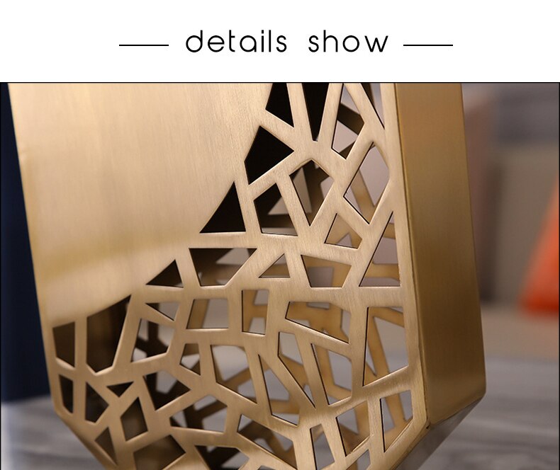 Luxurious Geometric Polygon Golden Tabletop Vases Modern Ornaments Craft Decorative Metal Hollown Vase For Home Hotel Desktop