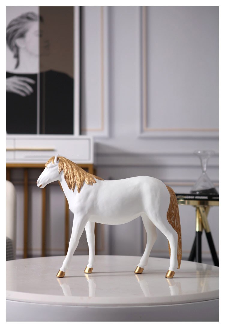 41cm Modern Resin Exquisite Crafts Furnishings With Golden Hair Black White Horse Statue Ornaments Living Room Office Decorative