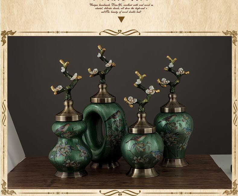 European Classic Luxury Ceramic Vase Ornaments Decoration Crafts Home Livingroom Statues Coffee Bar Desktop Retro Figurines Art